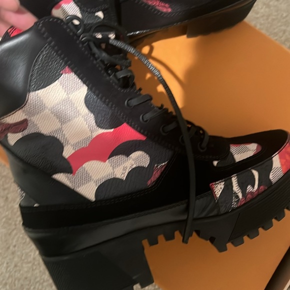 Limited Edition Louis Vuitton Boots - Picture 2 of 5